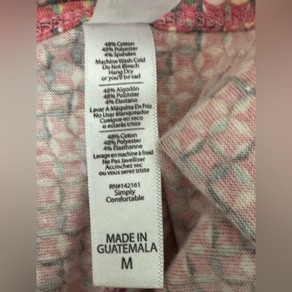 LuLaRoe Pink floral asymmetrical hem Short Sleeve T-Shirt size Medium - Picture 8 of 8